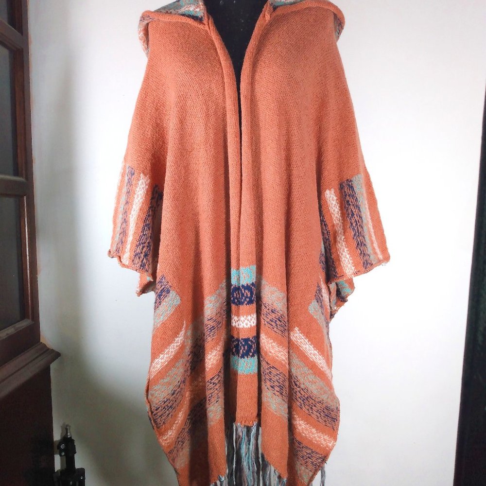 easel los angeles Aztec Print Hooded Fringed Poncho Sweater Size: Medium